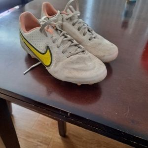 Nike tiempo cleats